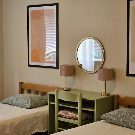 Apartman Quiet 2br Apt